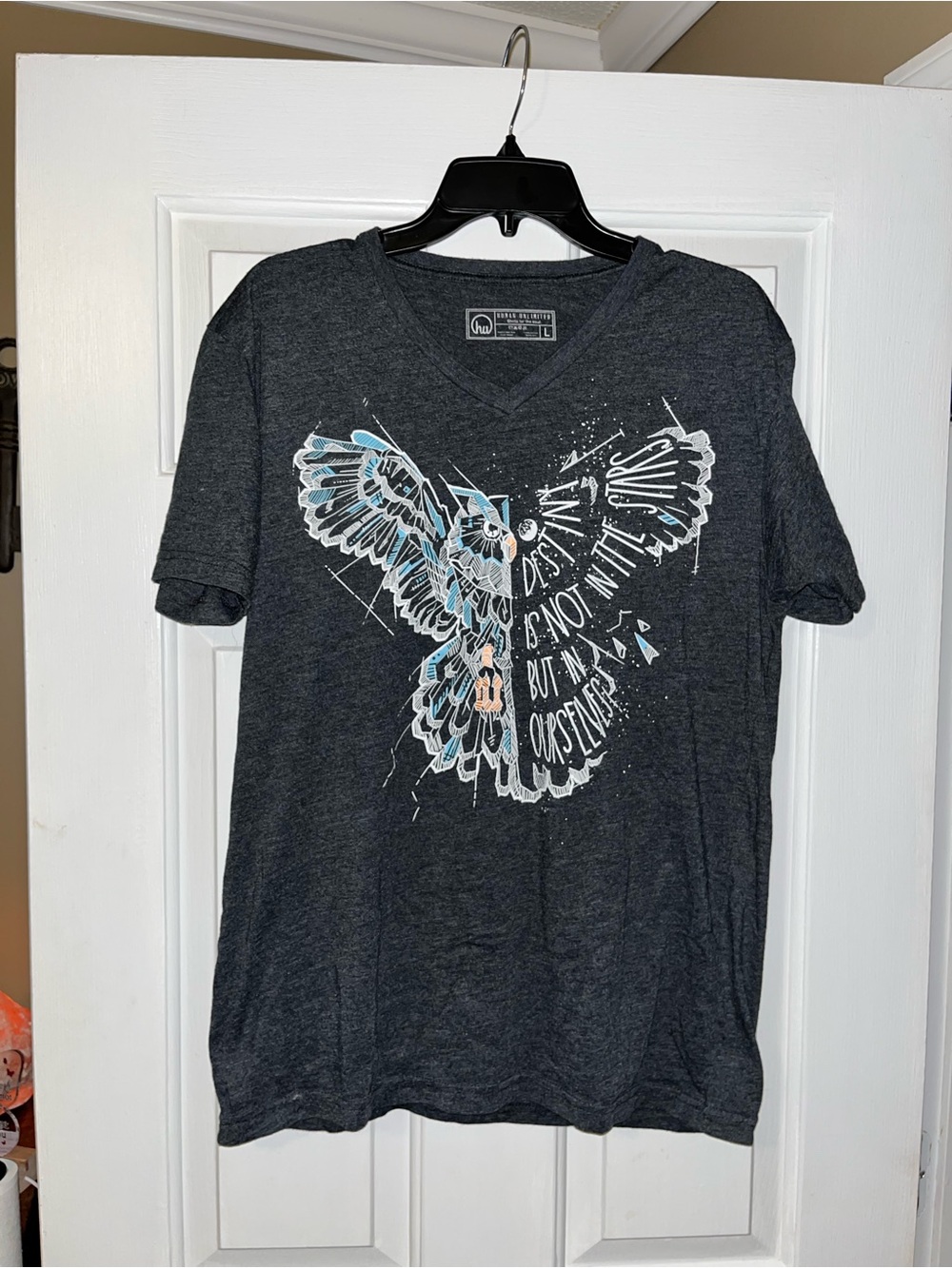 Human Unlimited Charcoal V-Neck Graphic Tee with Owl Inspired Design NWOT